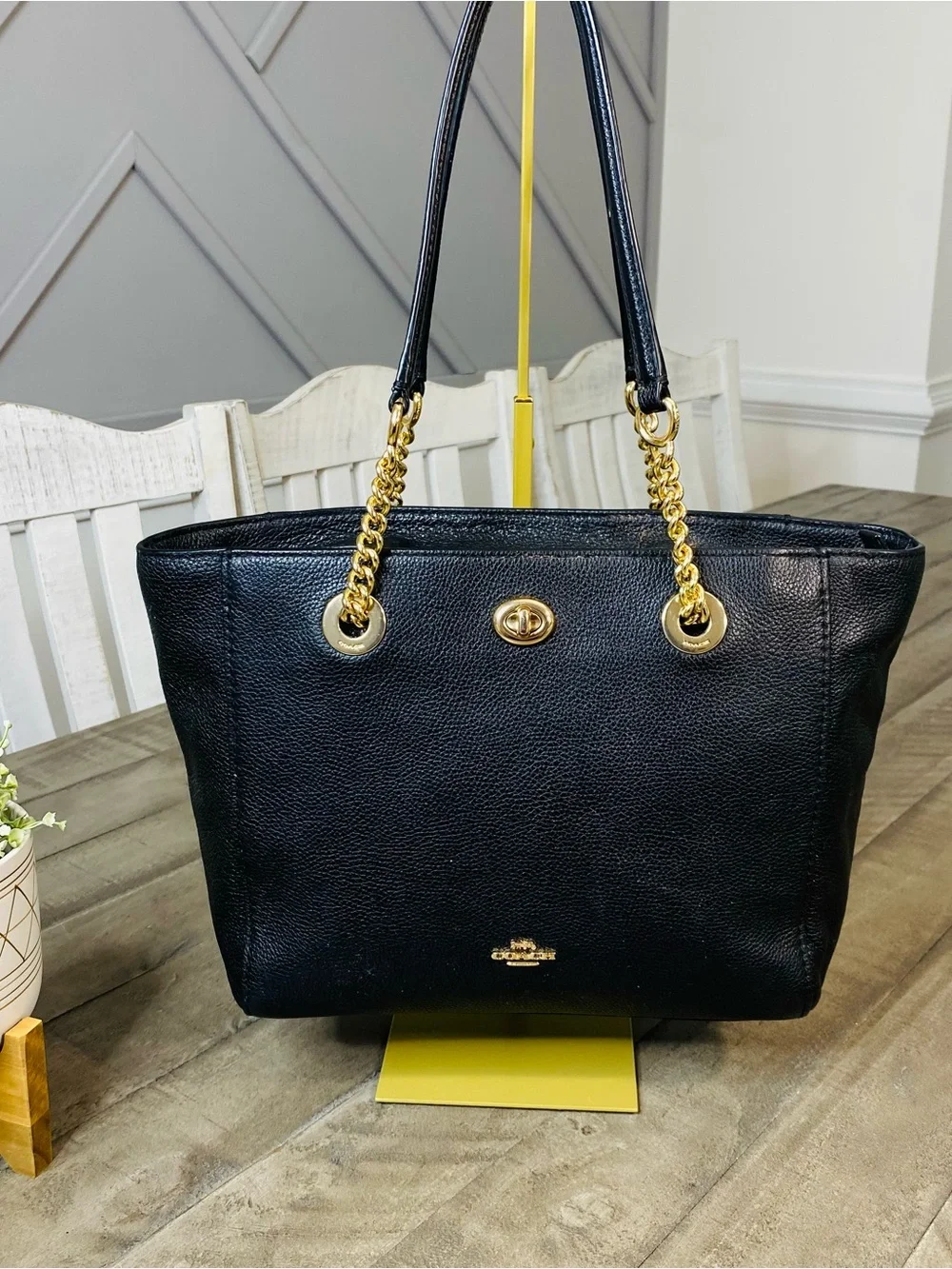Coach Turnlock Chain Tote Black Polished Pebble Leather Shoulder Bag Purse Gold